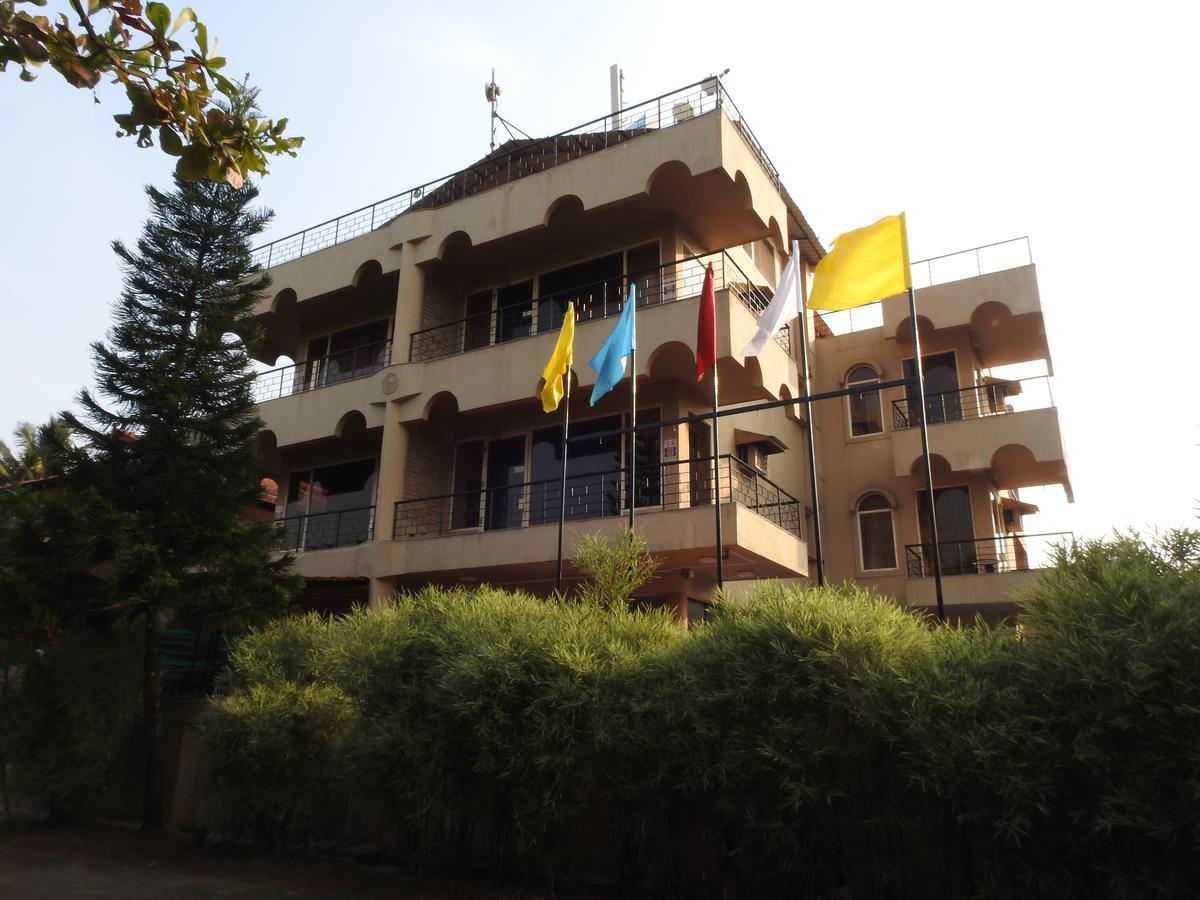 Goa Highridge Residency Hotel Panaji Buitenkant foto
